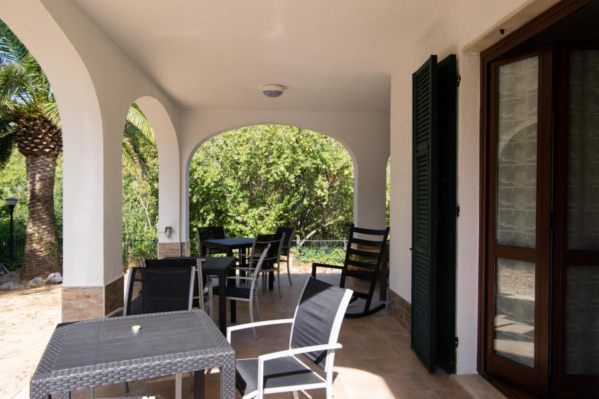 B&B Zac House Тойрано Экстерьер фото