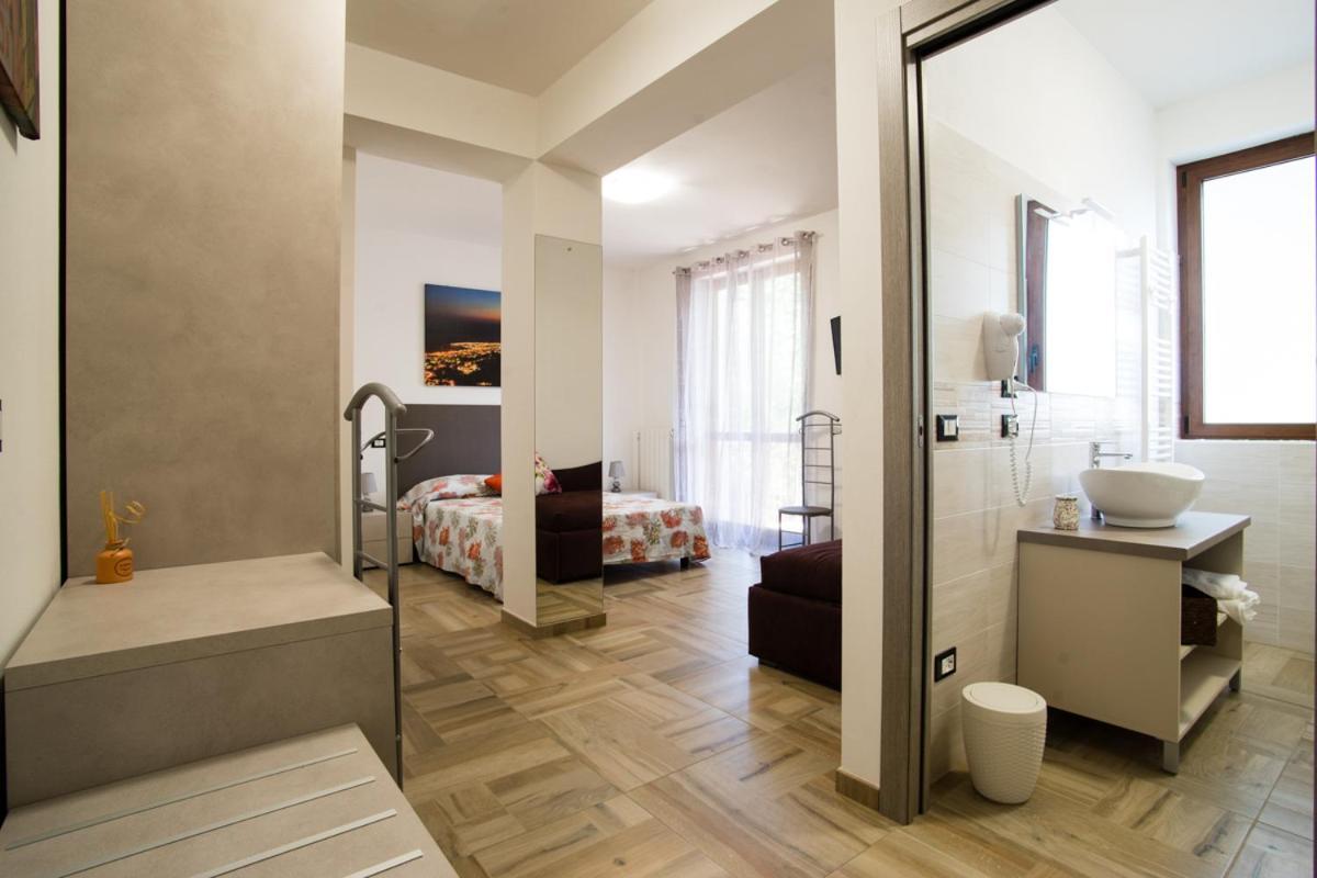 B&B Zac House Тойрано Экстерьер фото