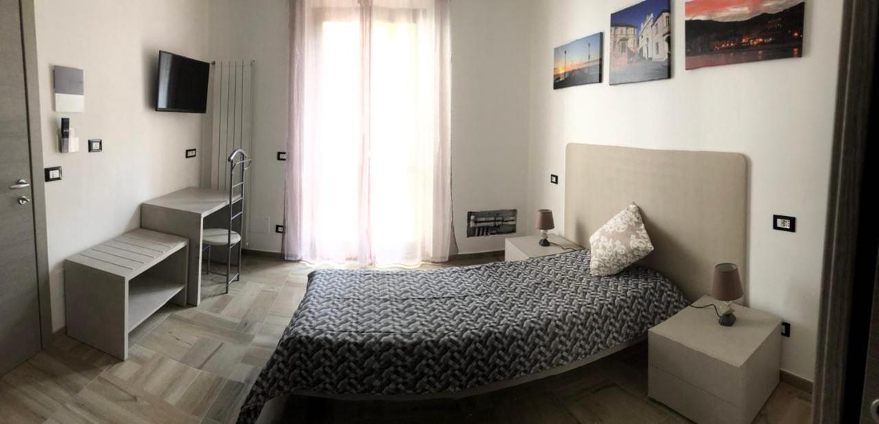 B&B Zac House Тойрано Экстерьер фото